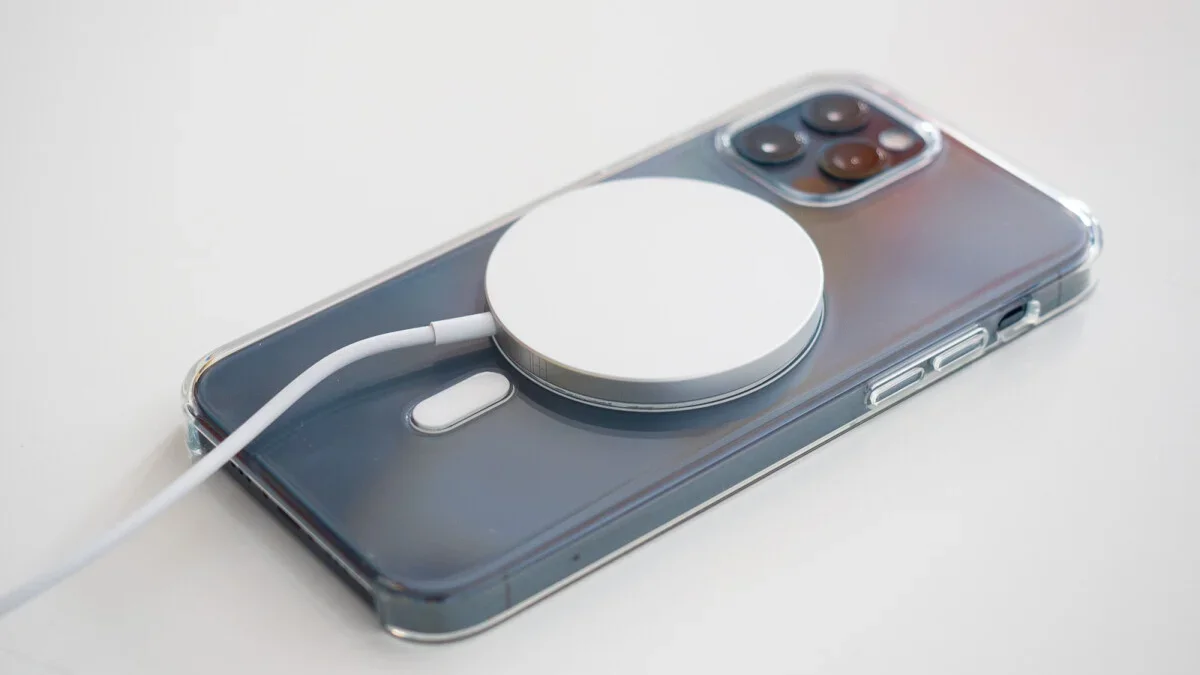 iPhone 17eに搭載予定のMagSafe充電テクノロジー