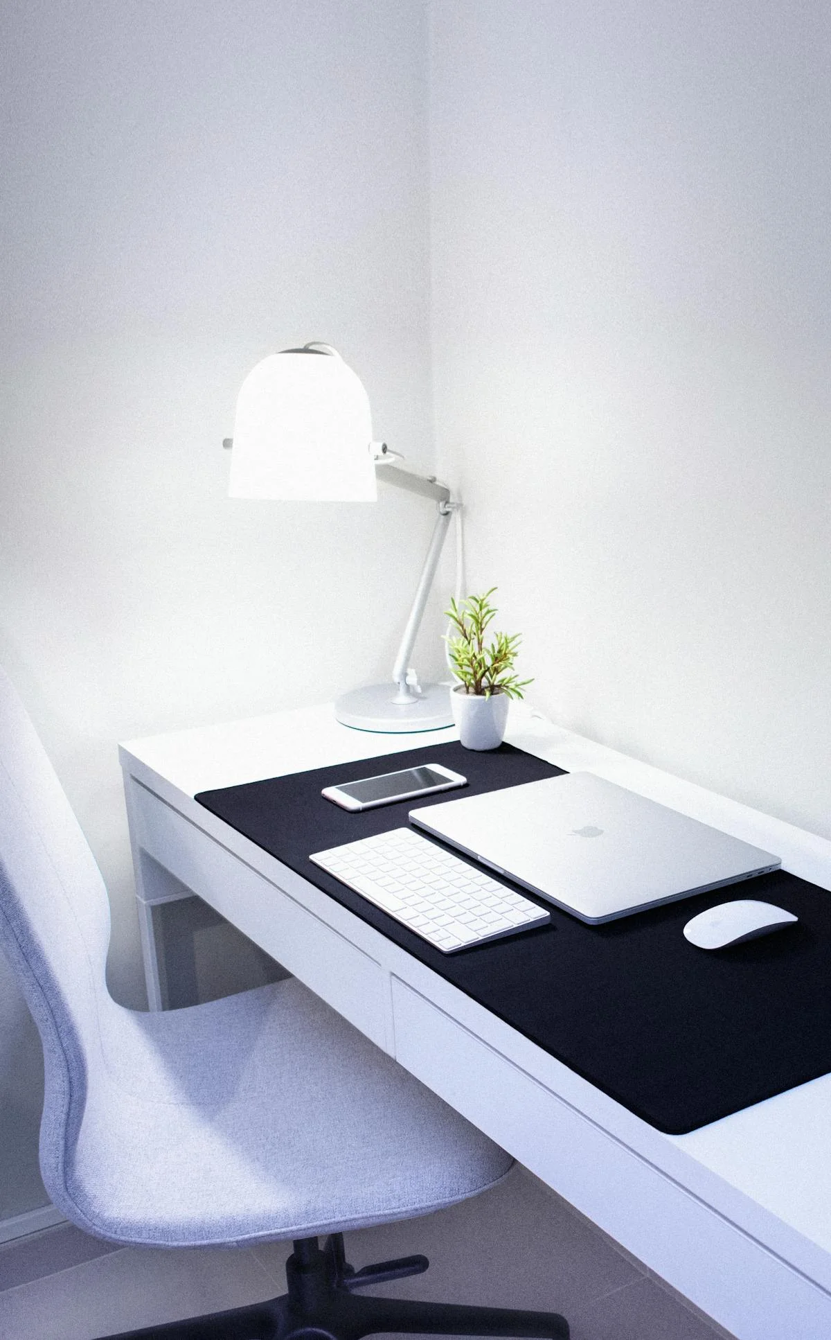 Apple 기기 설정 - MacBook, iPhone 및 Magic Keyboard