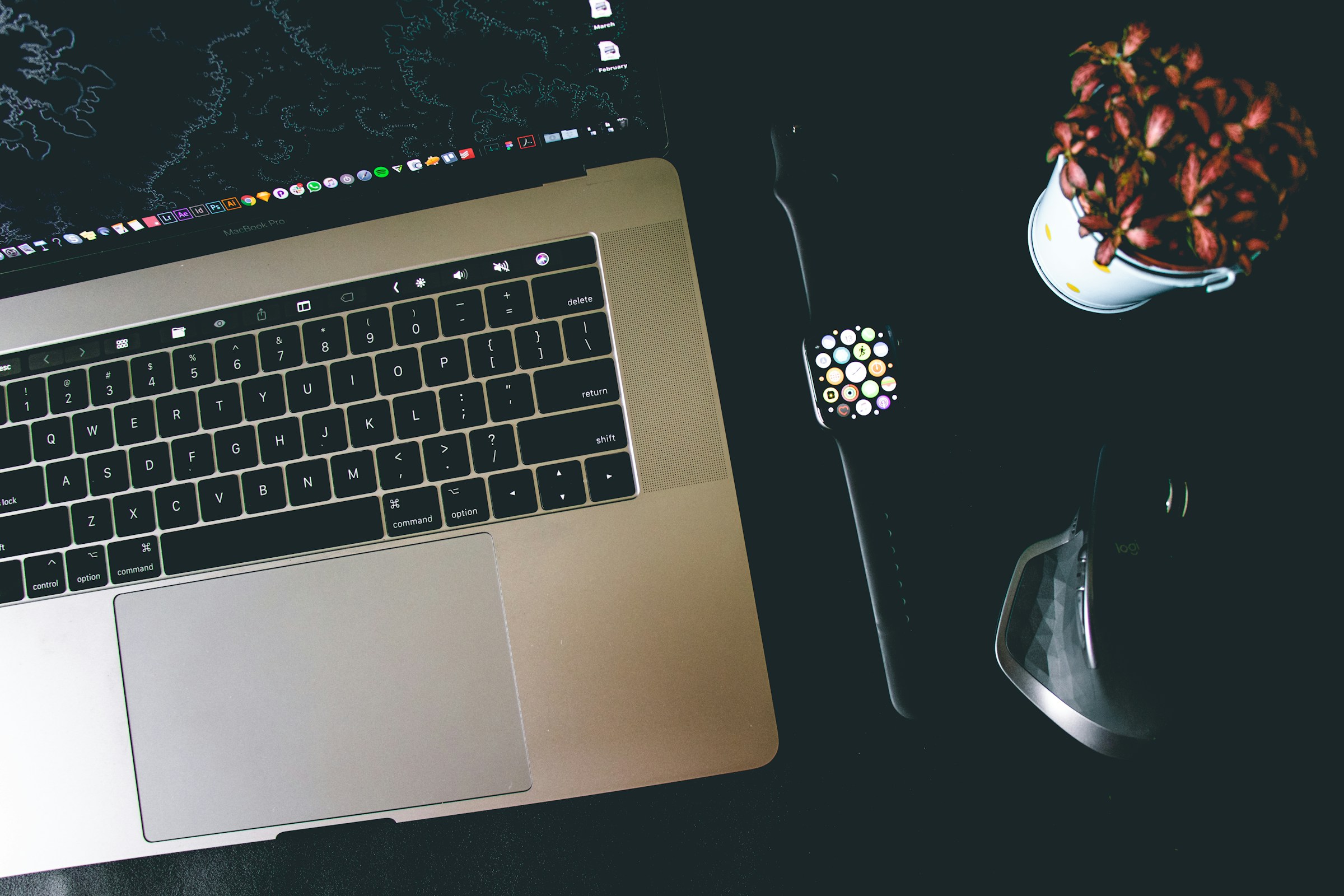 Mise à jour macOS Tahoe 26.2 : Guide complet sur Edge Light, le clustering Thunderbolt 5, les correctifs de sécurité et toutes les nouveautés