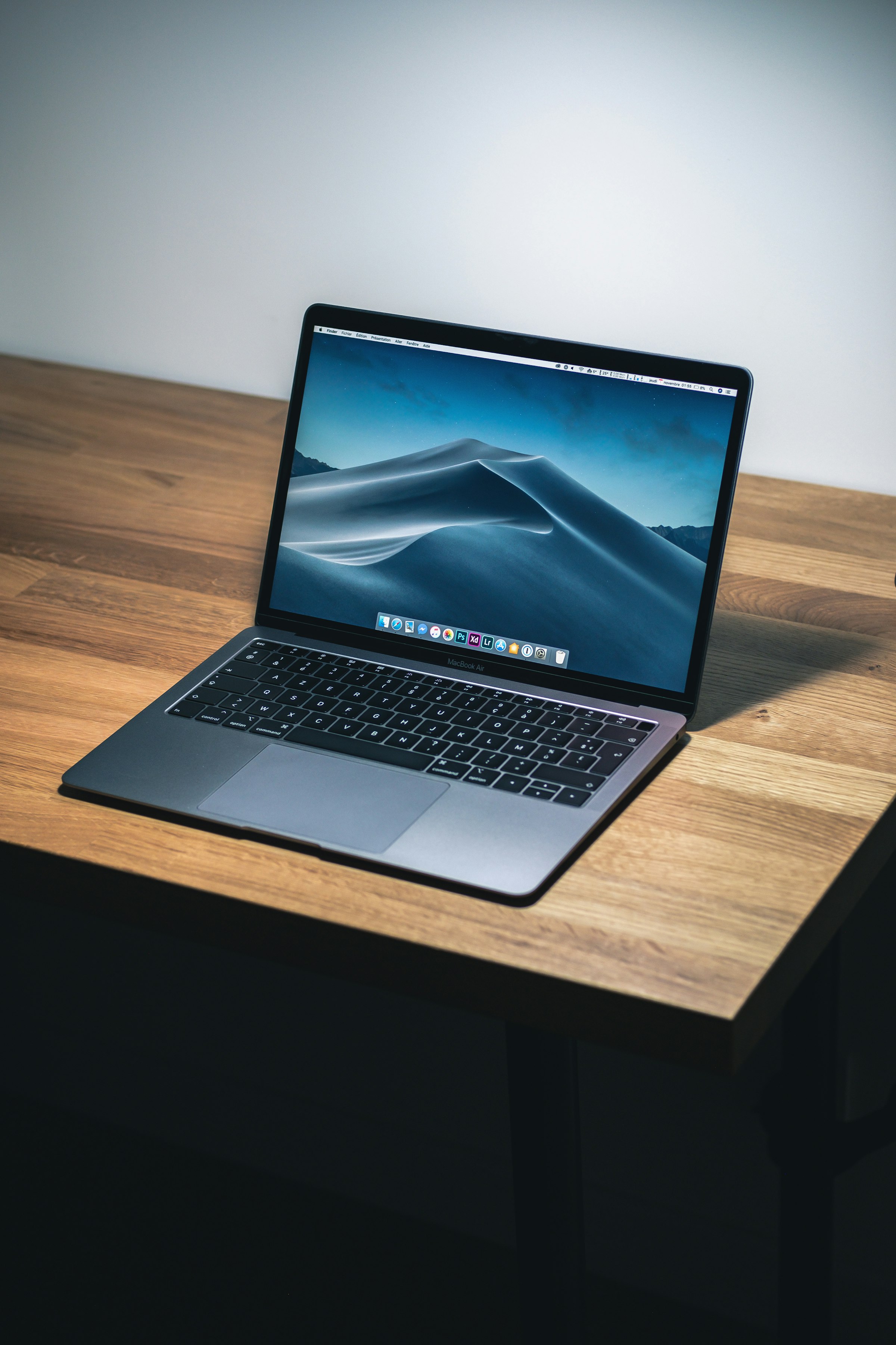 M5 MacBook Pro avec performances Apple Silicon améliorées pour macOS Tahoe