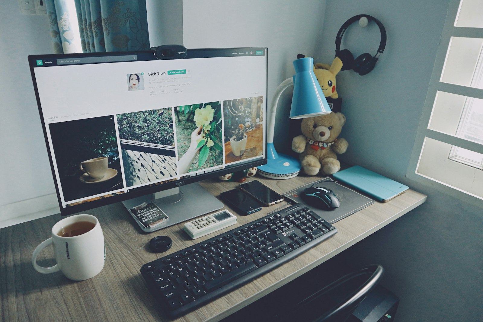 Professional desk workspace with Mac