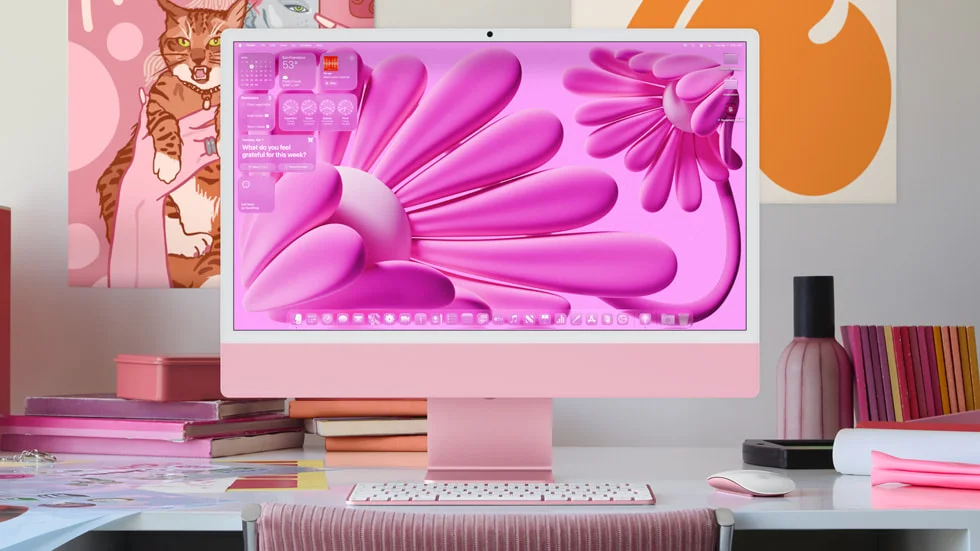 macOS Tahoe Liquid Glass Desktop