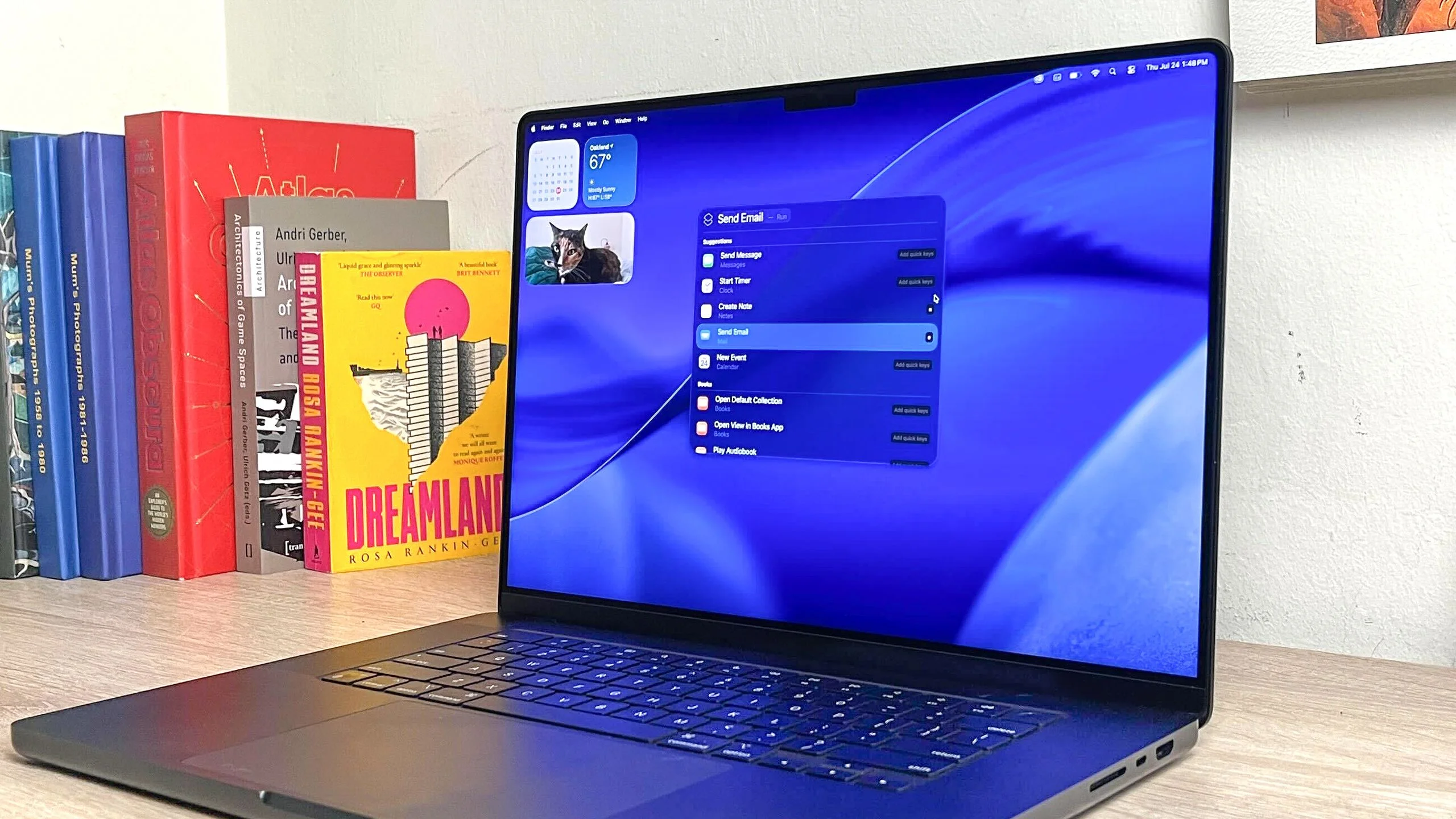 macOS Tahoe vs Windows 11: Complete 2025 Platform Comparison Guide